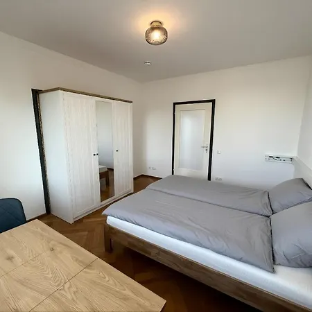 Mit Mehreren Zimmern Im Schlachthofquartier - Ideal Fuer Monteure Δωμάτια σε οικογενειακή κατοικία *