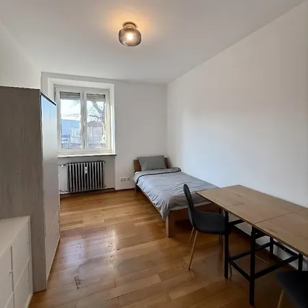Mit Mehreren Zimmern Im Schlachthofquartier - Ideal Fuer Monteure *