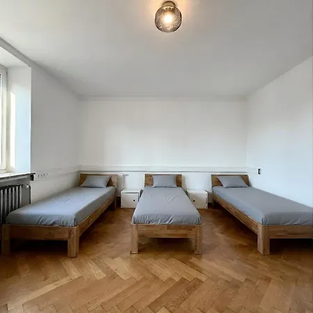 Δωμάτια σε οικογενειακή κατοικία Mit Mehreren Zimmern Im Schlachthofquartier - Ideal Fuer Monteure *