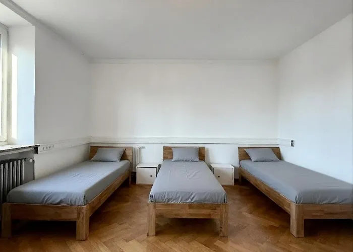 Homestay Mit Mehreren Zimmern Im Schlachthofquartier - Ideal Fuer Monteure *